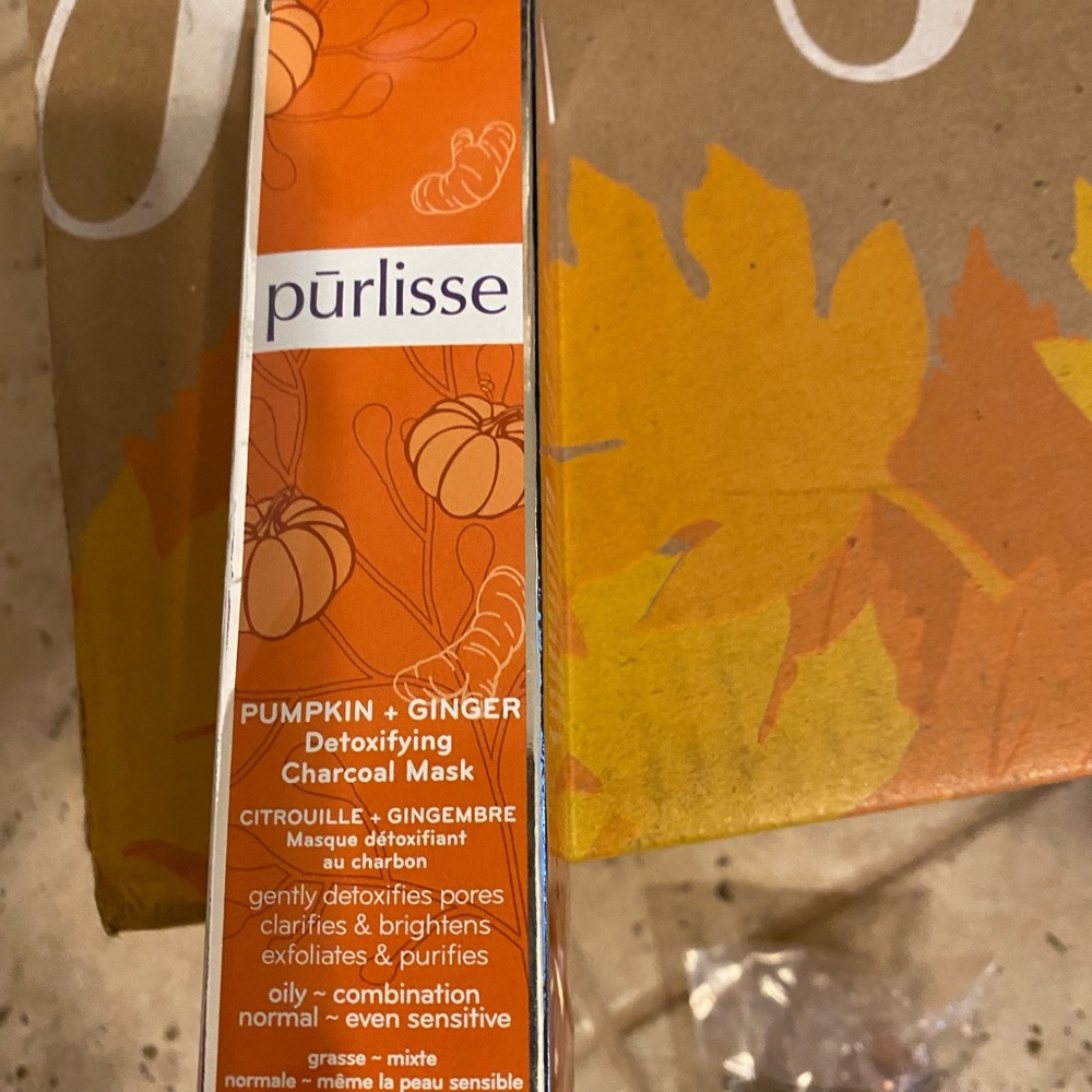 FabFit&Fun Fall box lot - Picture 5 of 6